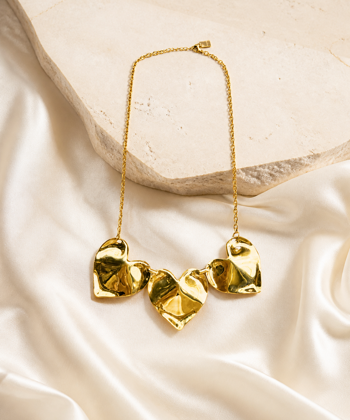 Fiora Petal Necklace product view [finish:gold]