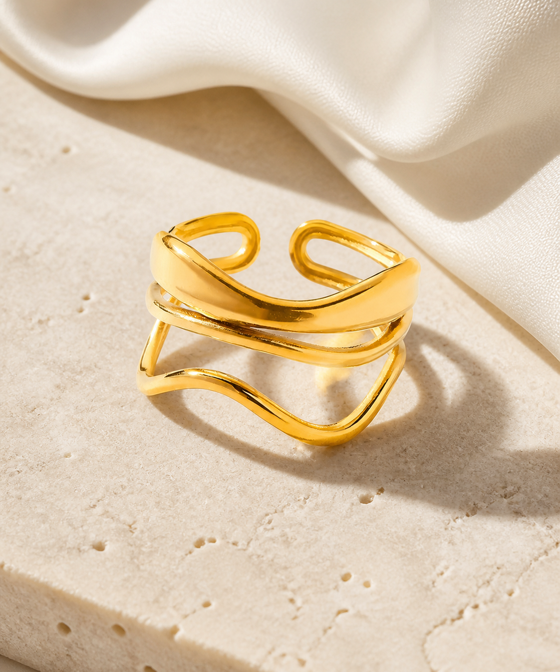 Ophira Gold-Plated Steel Ring close detail