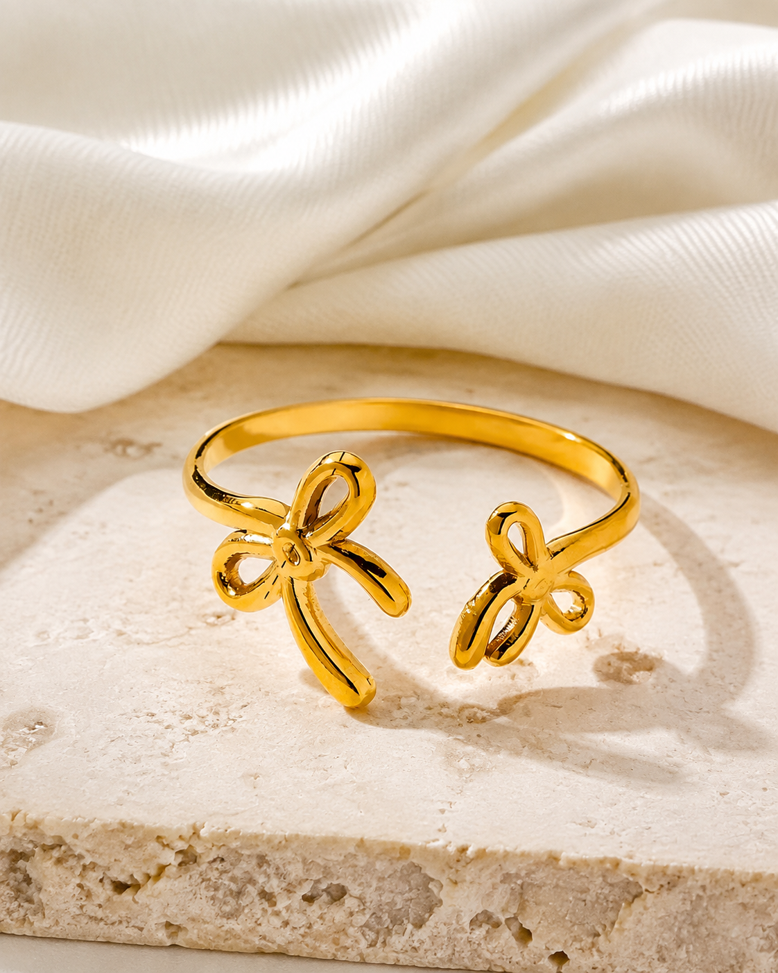 Thalassa Gold-Plated Steel Ring close detail