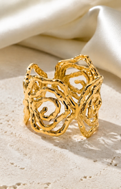 Rosalind Gold-Plated Steel Ring close detail
