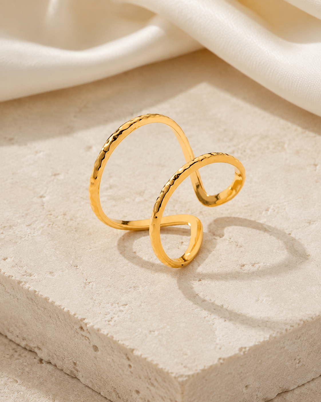 Delphine Gold-Plated Steel Ring close detail