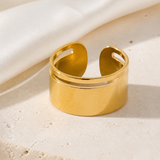 Giselle Gold-Plated Steel Ring close detail
