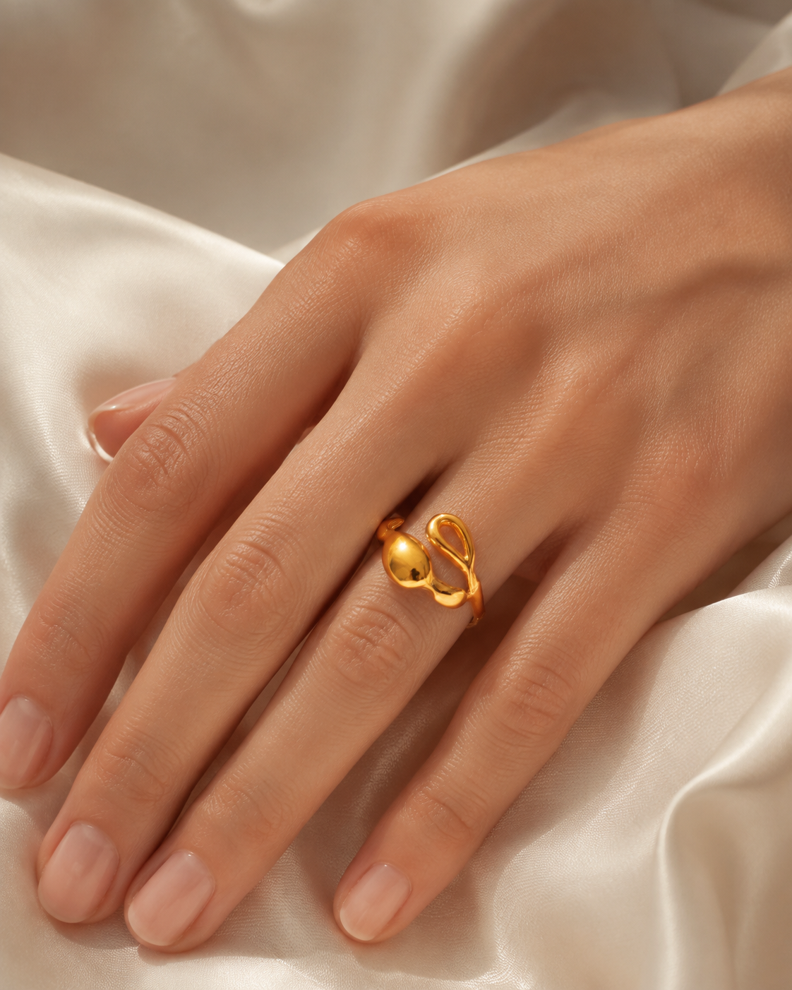 Model wearing Ianthe Gold-Plated Steel Ring