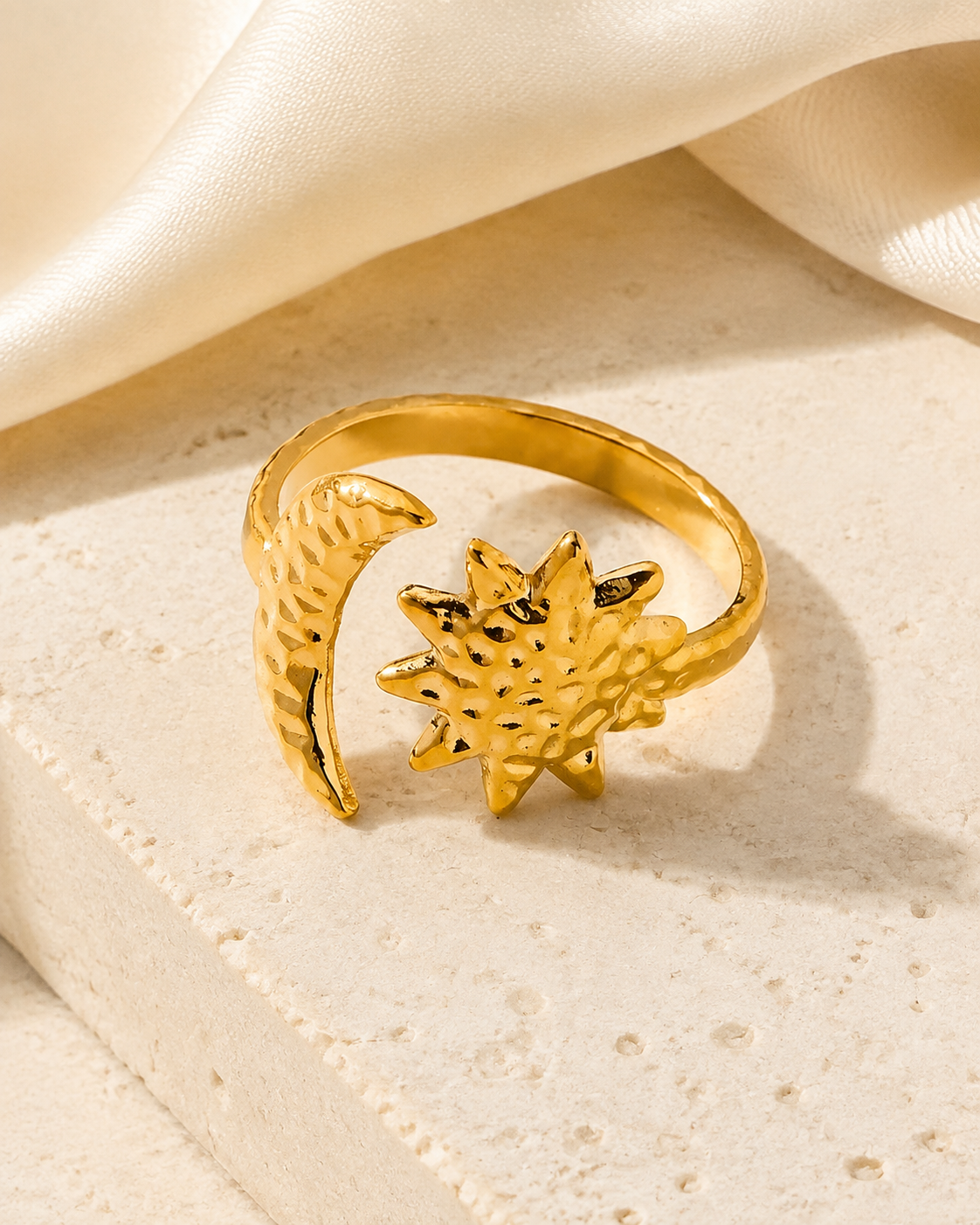 Tessaly Gold-Plated Steel Ring close detail