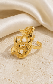 Violette Gold-Plated Steel Ring close detail