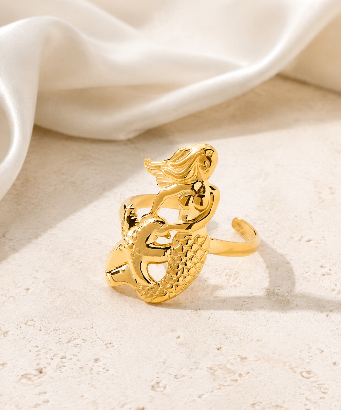 Violette Gold-Plated Steel Ring jewelry product view