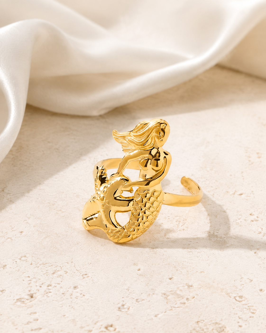 Violette Gold-Plated Steel Ring jewelry product view