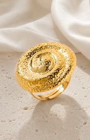 Xiomara Gold-Plated Steel Ring close detail
