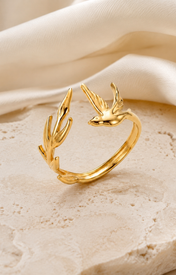 Marlowe Adjustable Gold Ring close detail