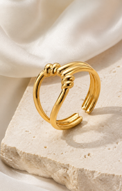 Ophelia Adjustable Gold Ring close detail