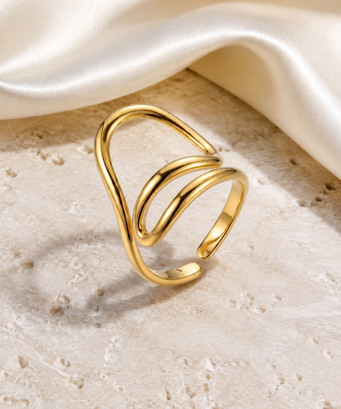 Ines Adjustable Gold Ring close detail