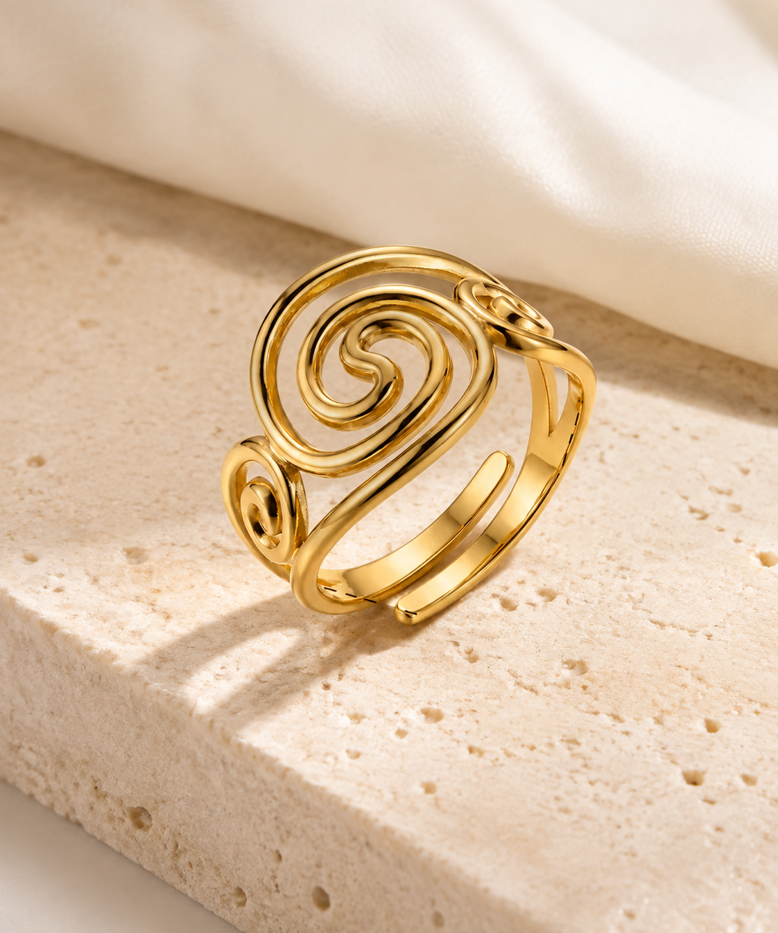 Freya Adjustable Gold Ring close detail