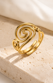 Freya Adjustable Gold Ring close detail
