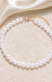 Liora Pearl Heart Necklace — No. 34 close detail