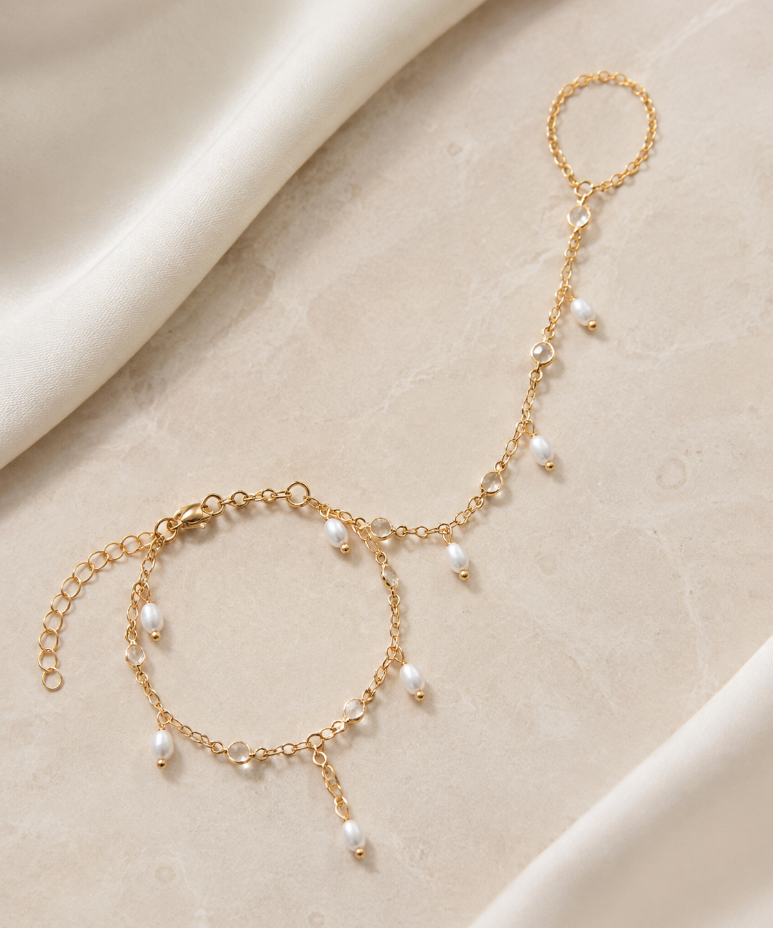 Noor Tassel Chain Bracelet close detail