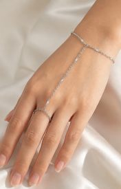 Model wearing Marlowe Tassel Chain Bracelet