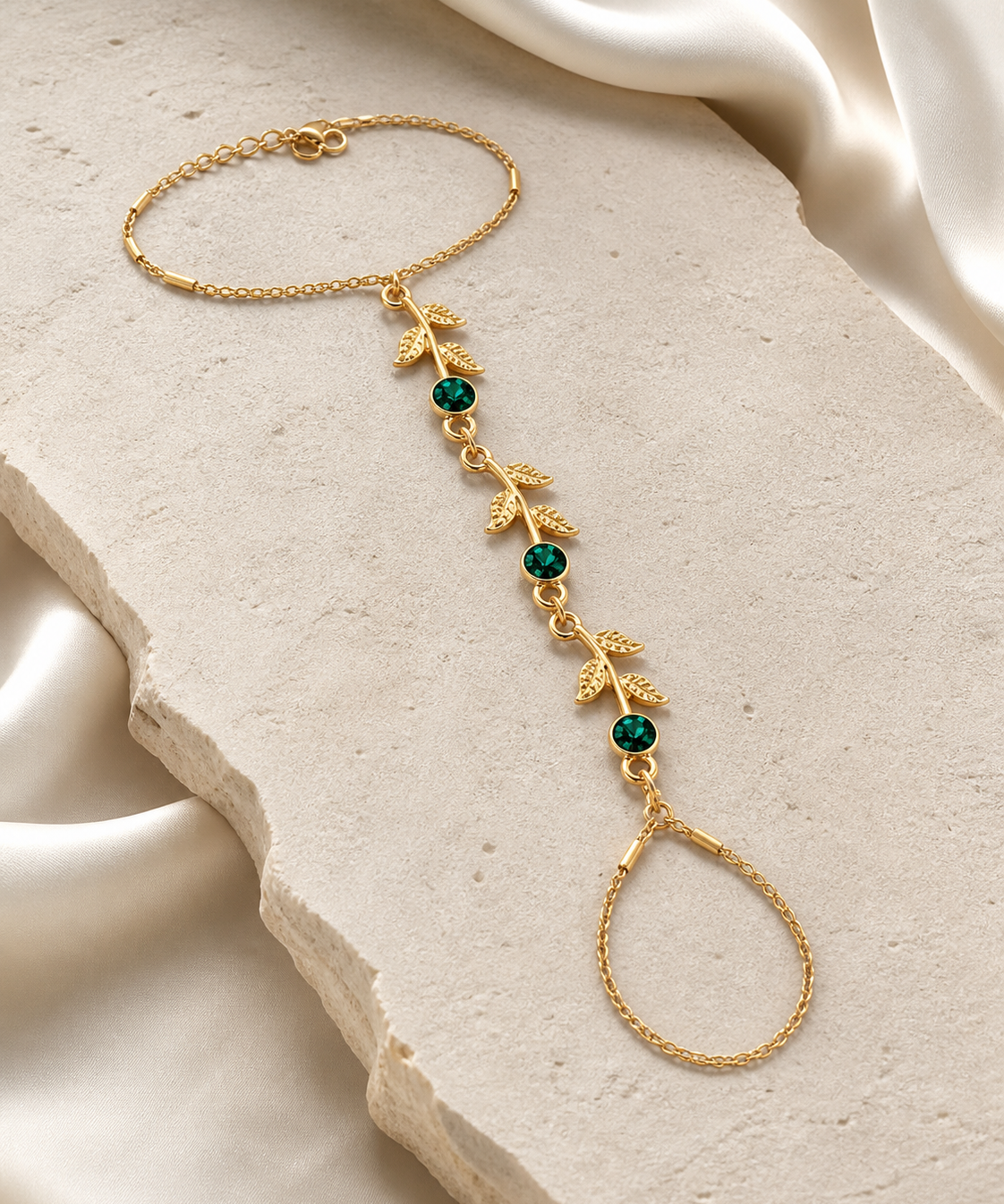 Isolde Tassel Chain Bracelet close detail