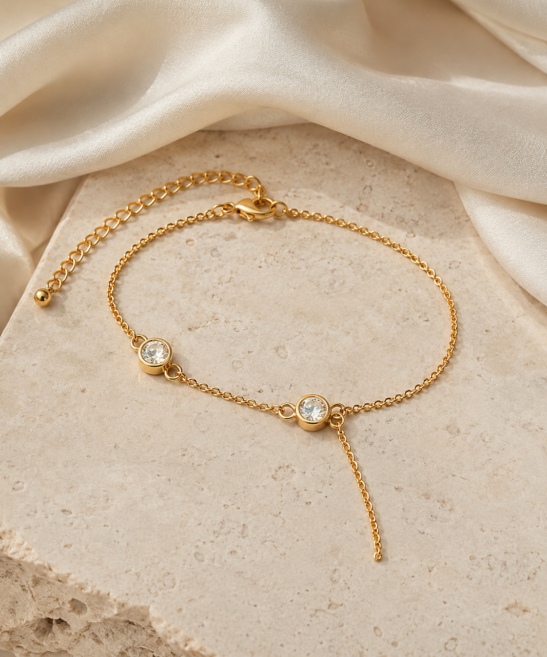 Briar Tassel Chain Bracelet close detail