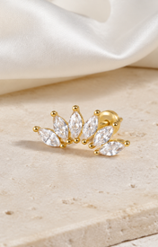 Heart & Crown Zircon Stud Earrings II close detail
