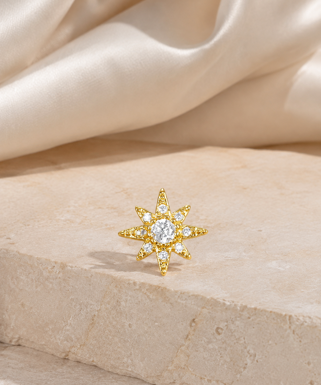 Heart & Crown Zircon Stud Earrings III jewelry product view