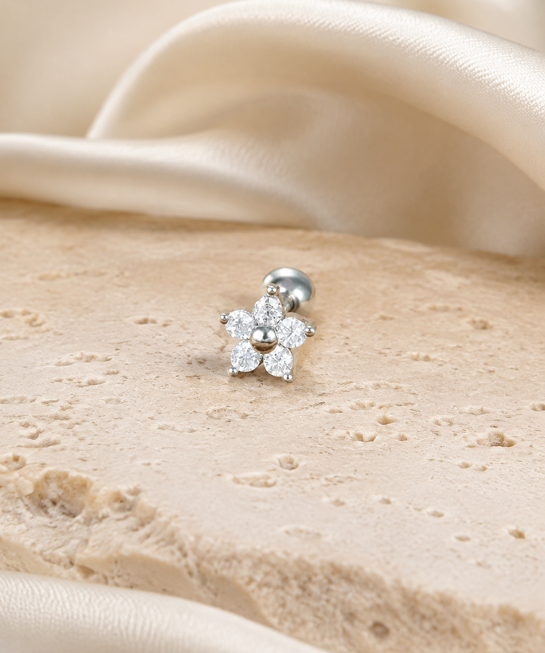 Heart & Crown Zircon Stud Earrings VI jewelry product view
