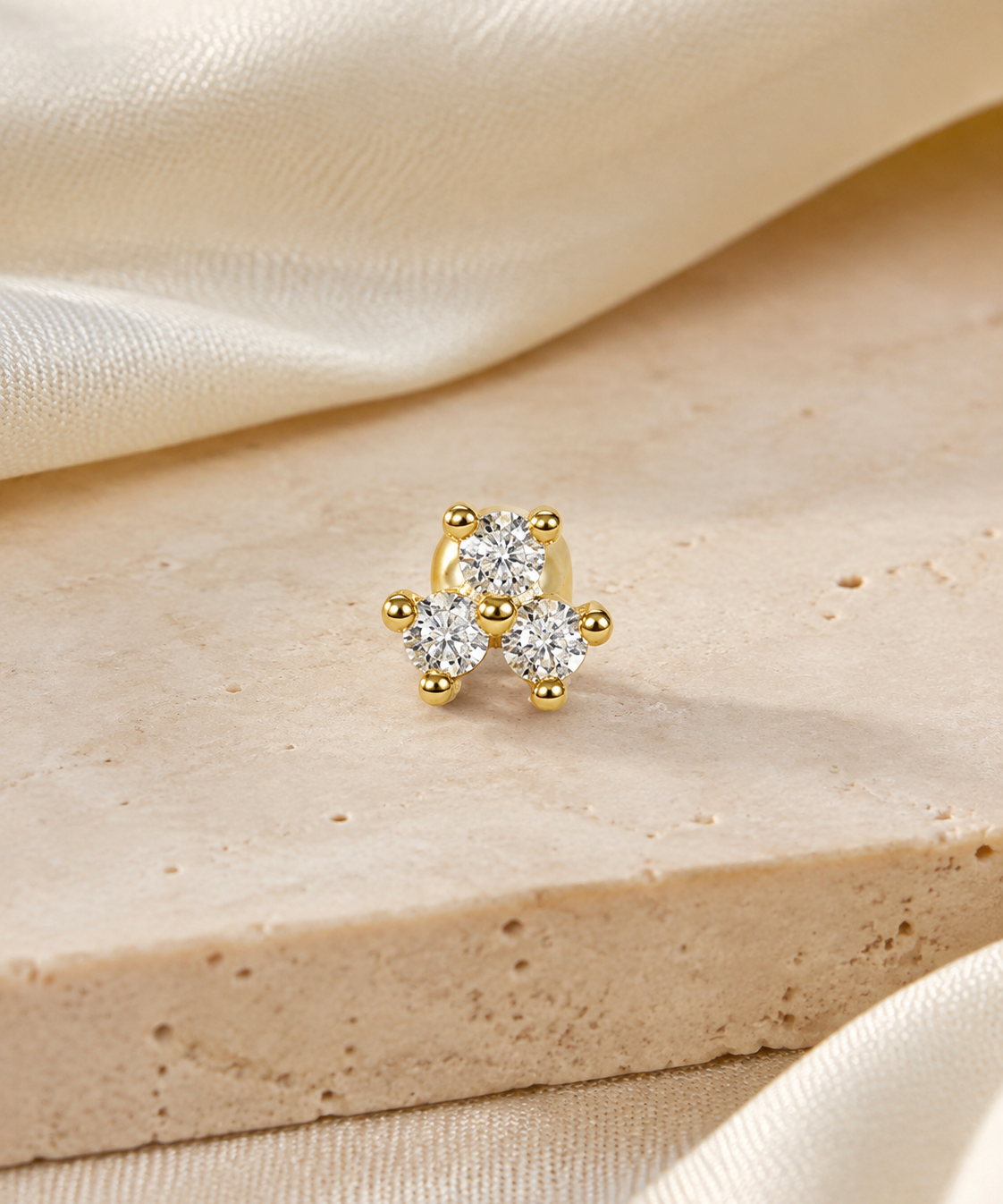 Heart & Crown Zircon Stud Earrings VIII jewelry product view