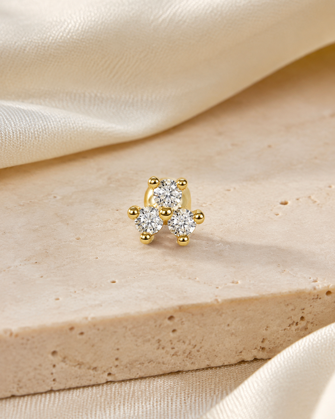 Heart & Crown Zircon Stud Earrings VIII jewelry product view