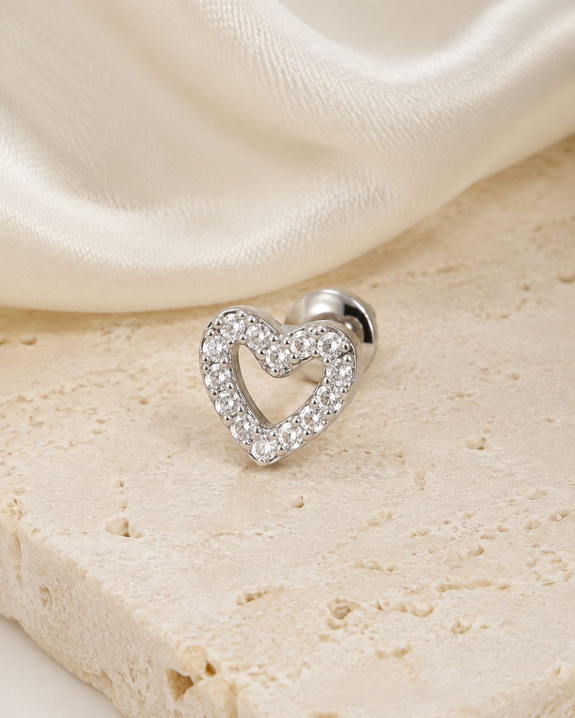 Heart & Crown Zircon Stud Earrings X close detail